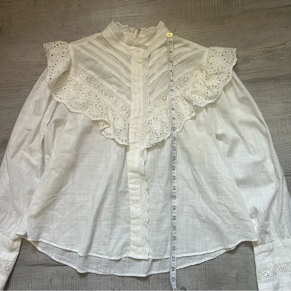 FREE PEOPLE Hit The Road Buttondown White Ruffled Long Sleeve Blouse Size Small - Picture 14 of 16
